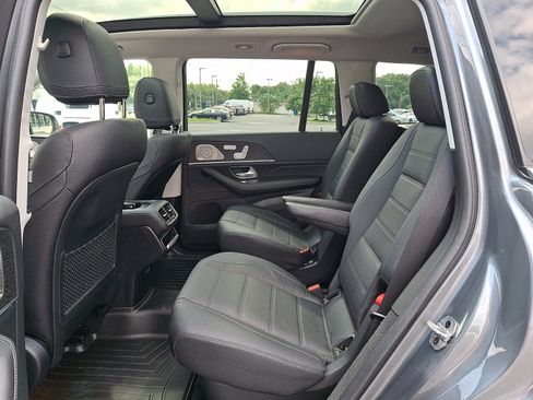Certified 2023 Mercedes-Benz GLS 450 4MATIC image 10