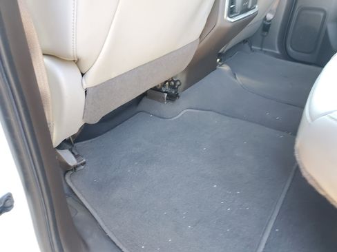 Used 2021 GMC Sierra 1500 SLT w/ SLT Convenience Package image 44