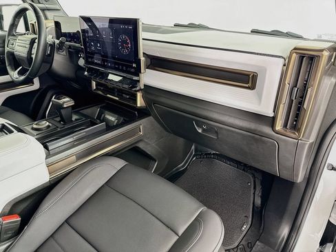 Used 2024 GMC Hummer EV 3X w/ Extreme Off-Road Package AWD/4WD image 29