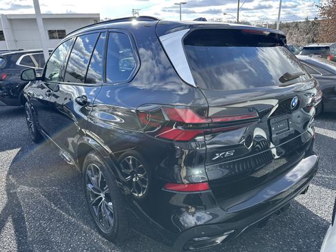 New 2026 BMW X5 xDrive50e w/ Executive Package image 3
