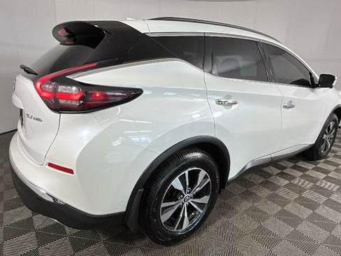 Used 2024 Nissan Murano SV AWD/4WD image 3