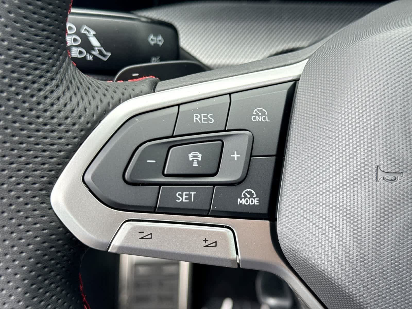 New 2026 Volkswagen GTI SE FWD image 29