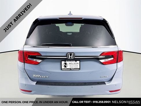 Used 2024 Honda Odyssey Elite image 6