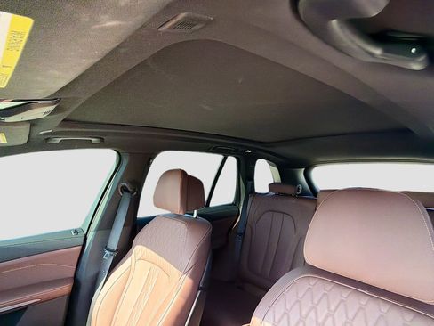 Certified 2024 BMW X5 sDrive40i w/ M Sport Package image 27