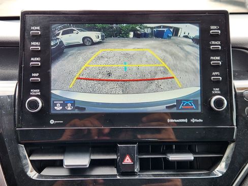 Used 2023 Toyota Camry SE w/ Cold Weather Package FWD image 13