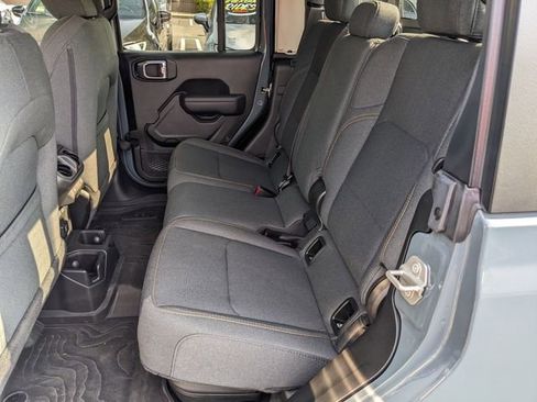 Certified 2024 Jeep Gladiator Sport image 8