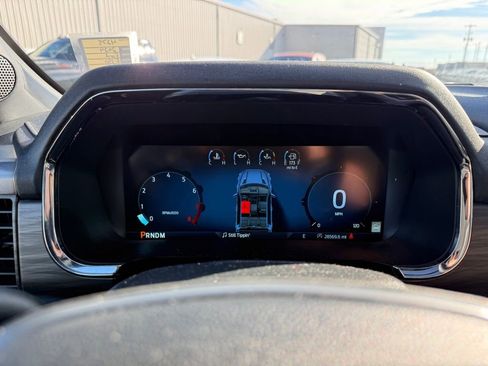 Used 2024 Ford F150 Lariat w/ FX4 Off-Road Package image 12