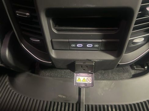 New 2026 RAM 1500 4x4 Crew Cab image 36