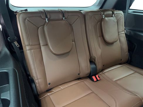 Used 2022 Lincoln Aviator Reserve w/ Equipment Group 201A image 40