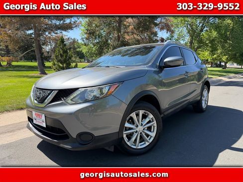 Used 2018 Nissan Rogue Sport SV AWD/4WD image 1