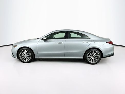 Used 2025 Mercedes-Benz CLA 250 4MATIC image 4