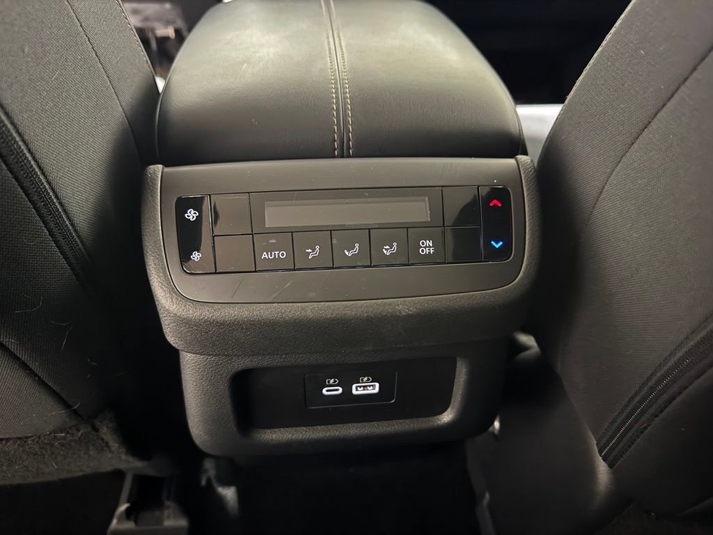 Used 2023 Nissan Pathfinder SV FWD image 20