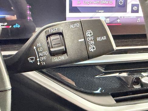 New 2026 BMW X5 xDrive40i w/ M Sport Package image 27