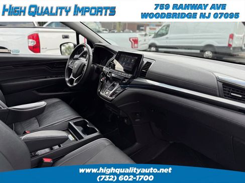 Used 2023 Honda Odyssey Elite image 42