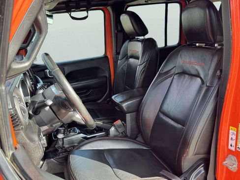 Used 2018 Jeep Wrangler Unlimited Rubicon AWD/4WD image 22