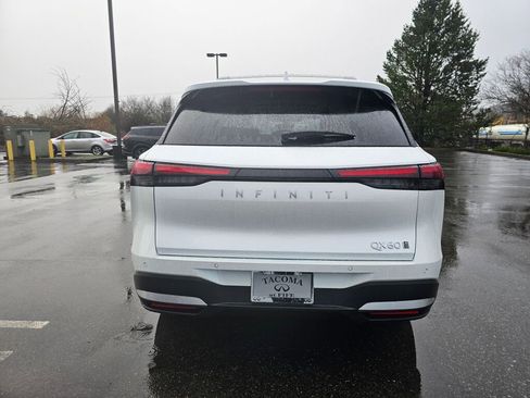 New 2026 INFINITI QX60 Luxe image 6