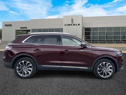 Certified 2023 Lincoln Nautilus Reserve w/ Equipment Group 201A image 2