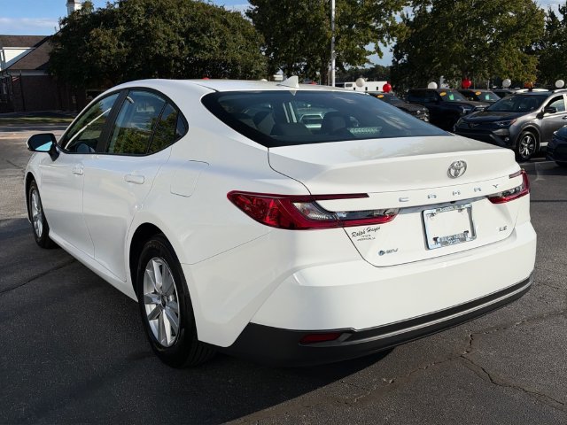 Used 2026 Toyota Camry LE w/ Convenience Package FWD image 5