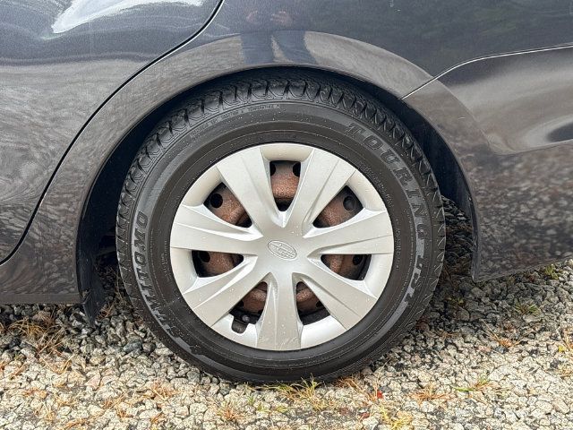 Used 2012 Subaru Impreza 2.0i AWD/4WD image 9