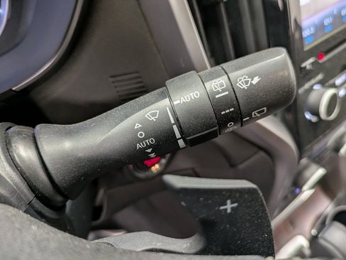 Used 2021 Subaru Ascent Touring image 17