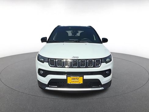 Used 2025 Jeep Compass Limited AWD/4WD image 4