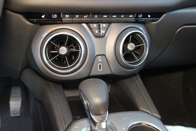 Used 2022 Chevrolet Blazer LT AWD/4WD image 20