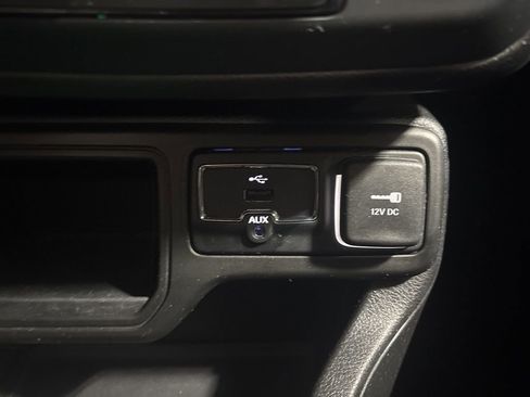 Used 2018 Jeep Renegade Sport w/ Power & Air Group image 12