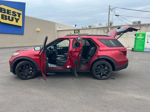 Used 2024 Ford Explorer ST-Line w/ Class IV Trailer Tow Package AWD/4WD image 31