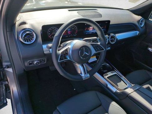 New 2026 Mercedes-Benz GLB 250 4MATIC image 3