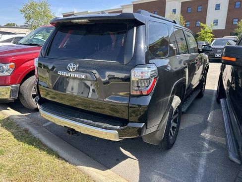 Used 2023 Toyota 4Runner TRD Off-Road Premium w/ Off Road Premium Plus Package AWD/4WD image 4