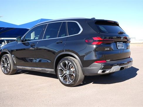 Used 2024 BMW X5 xDrive50e w/ Premium Package image 6