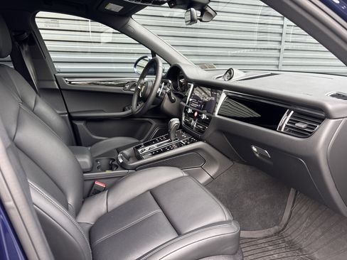 Used 2026 Porsche Macan image 13