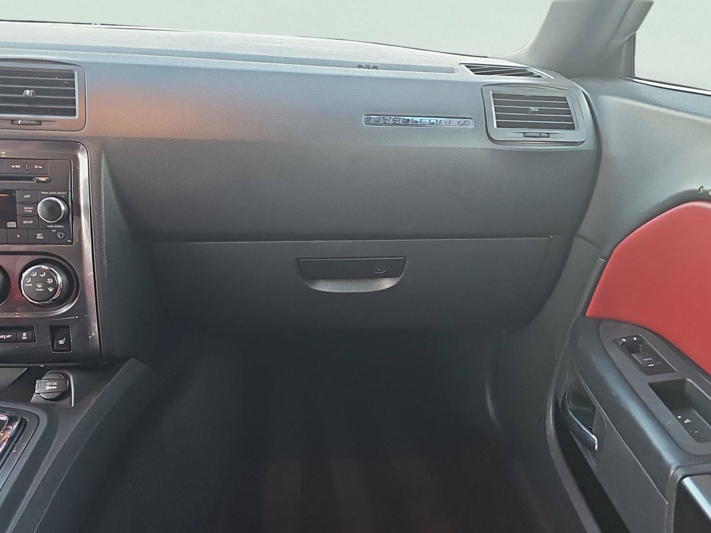 Used 2013 Dodge Challenger SXT RWD image 19