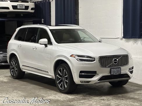 Used 2016 Volvo XC90 T6 AWD/4WD image 1