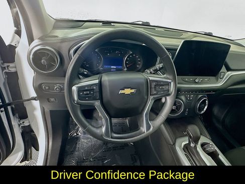 Used 2024 Chevrolet Blazer LT w/ Convenience Package image 16