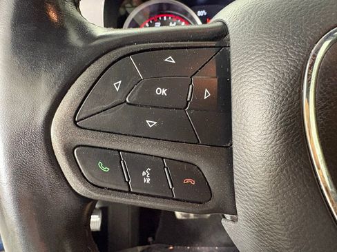 Used 2022 Dodge Charger SXT RWD image 24