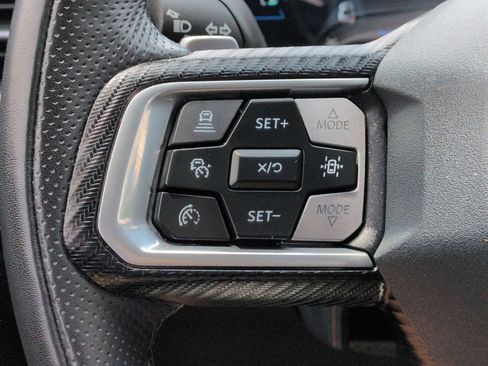 Used 2025 Ford Mustang GT Premium RWD image 29