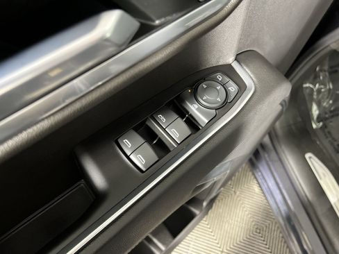 Used 2022 Chevrolet Silverado 1500 LT AWD/4WD image 15
