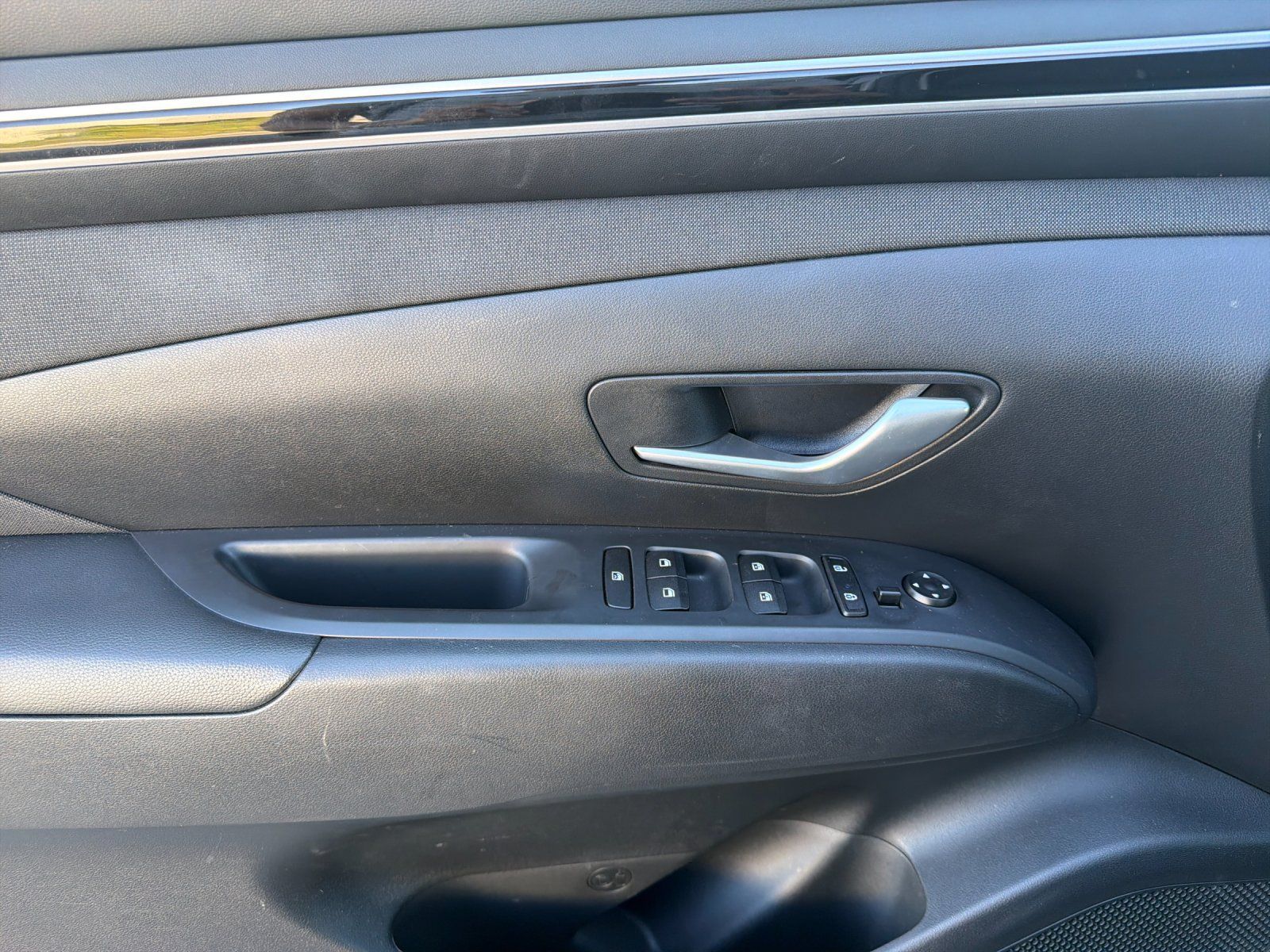Certified 2024 Hyundai Tucson SEL w/ Convenience Package FWD image 10