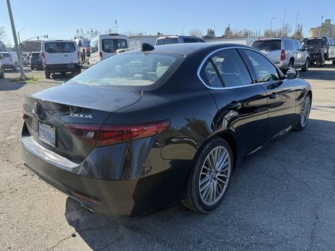 Used 2017 Alfa Romeo Giulia Ti w/ Leather Package image 5