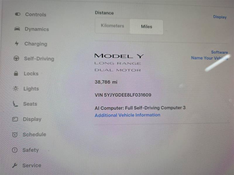Used 2020 Tesla Model Y Long Range AWD/4WD image 3