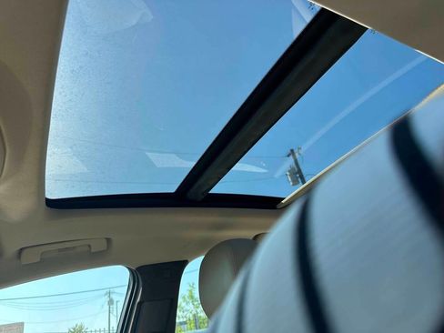 Used 2016 Cadillac XTS Premium image 13