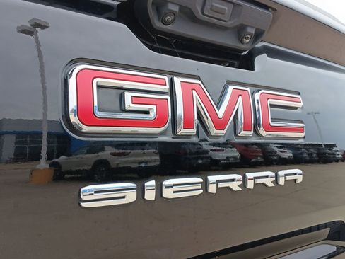 Used 2025 GMC Sierra 1500 Pro w/ Graphite Edition image 20