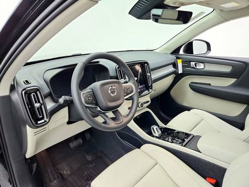 New 2026 Volvo XC40 B5 Plus w/ Climate Package image 16