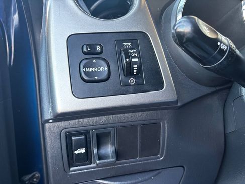 Used 2003 Pontiac Vibe w/ Power Group Value Package FWD image 20