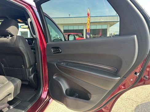 Used 2025 Dodge Durango GT AWD/4WD image 17