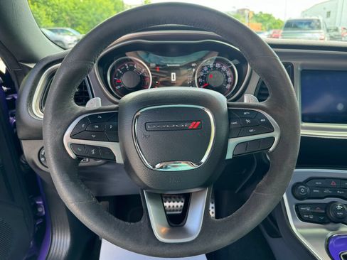 Used 2019 Dodge Challenger R/T Scat Pack w/ 1320 Drag Pack RWD image 22