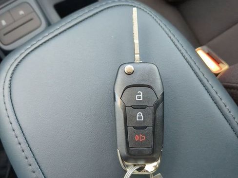 New 2026 Ford Maverick XL image 32