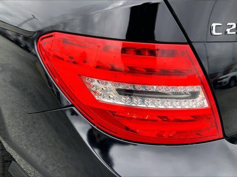 Used 2013 Mercedes-Benz C 250 Sedan image 28