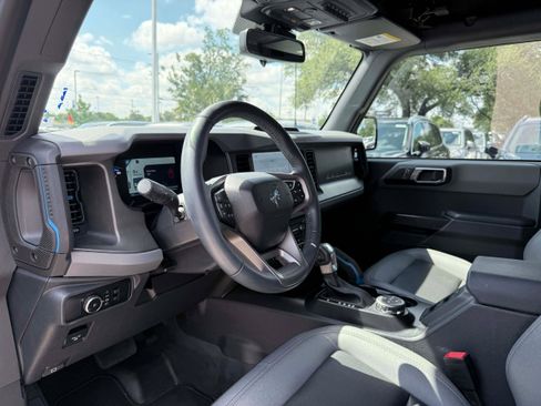 Used 2024 Ford Bronco Black Diamond AWD/4WD image 11